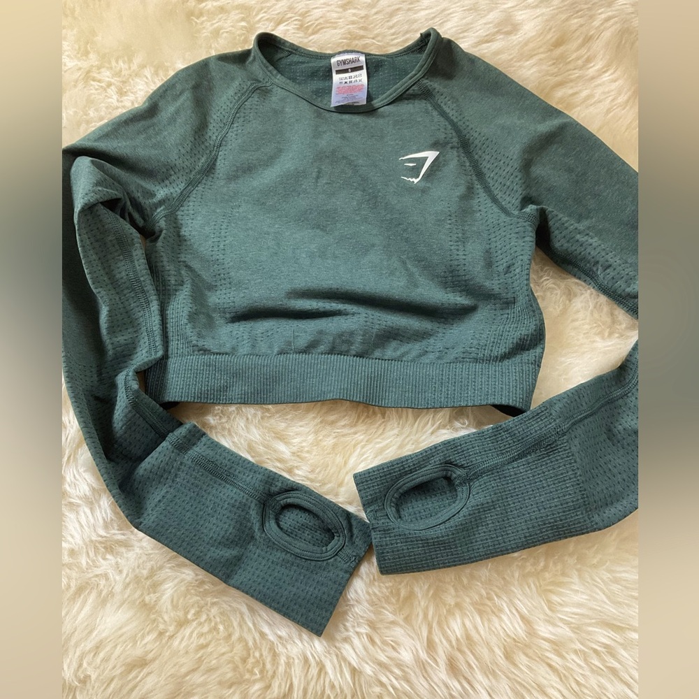 Gymshark Seamless Cropped Long sleeve Workout Top Size small